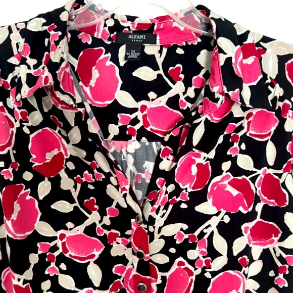 Alfani Tunic Collared Long Sleeve Black & Pink Floral  Size 2X - Picture 15 of 16